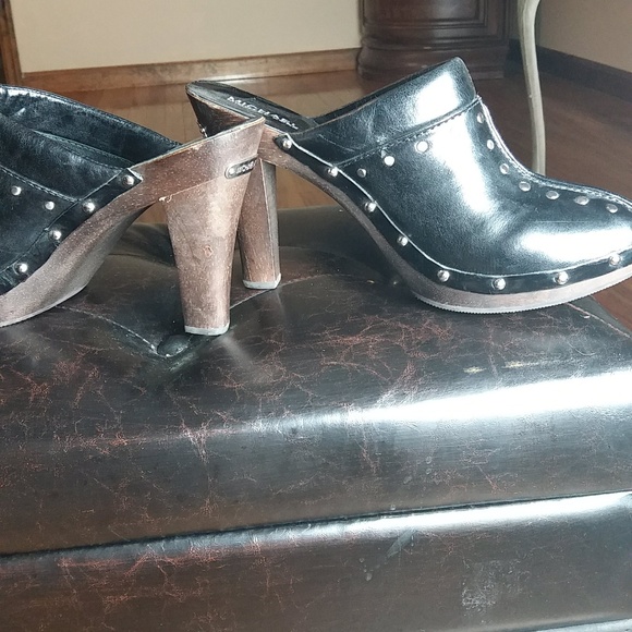 Michael Kors Slip On Wedges - Picture 3 of 5